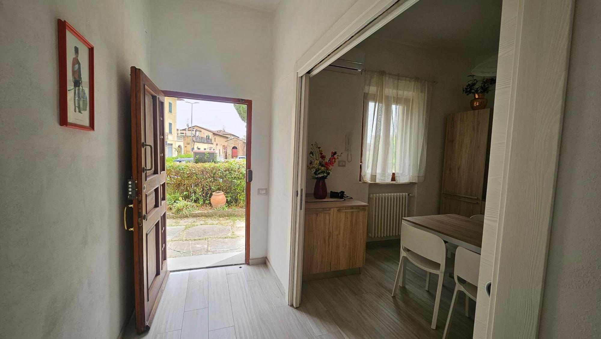Appartamento Via Roma Castelnuovo D'elsa Exterior foto
